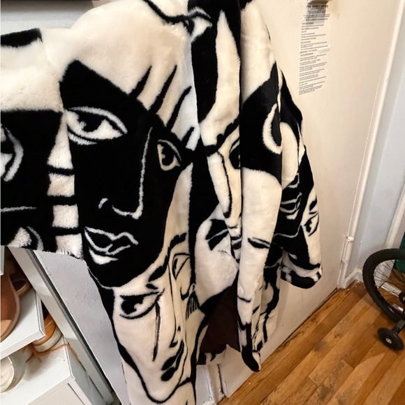 Artistic vintage Donnybrook Black and White Women's Teddy Jacket - Picture 2 of 8